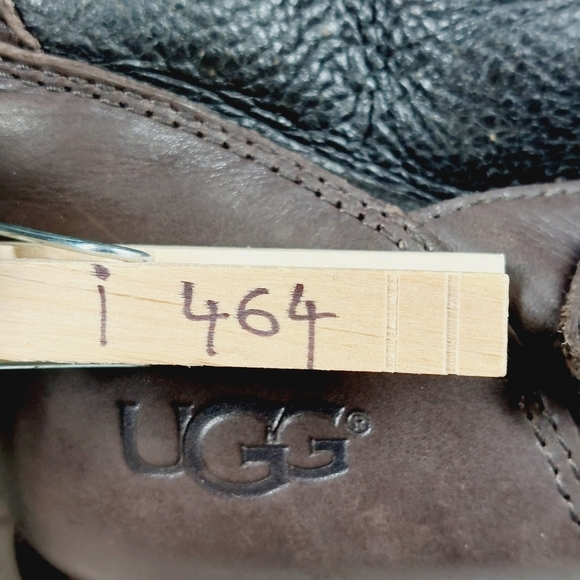 UGG Shearling Brown Leather Mid Calf Silver Buckles Detail Winter Boots I464 - Picture 13 of 13